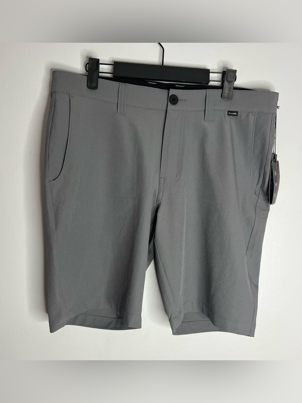 Travis Mathew Golf Starnes Shorts Mens 32 Quiet Shade Stretch Performance NWT